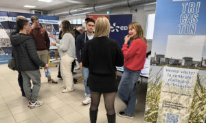 Cette photo 20251121-FDNM- HD (10).jpg, a été réduite de 94.48 % le Samedi 22 Novembre 2025 à 01:11 par Emjysoft Photo Réducteur v6.0 à télécharger sur https://www.emjysoft.com/